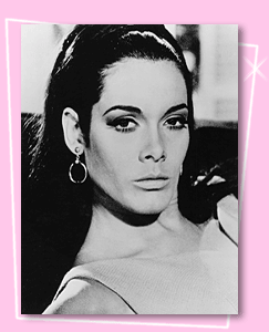 Photo of Martine Beswick