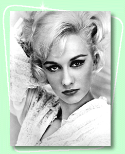 Photo of Carole Lesley